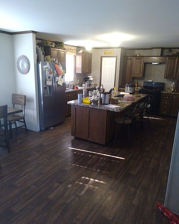 2nd image of 2554 Highway 425 N