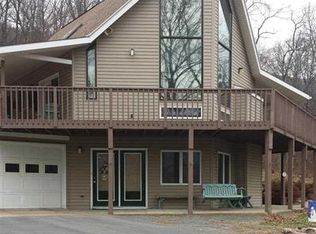 1740 Pottsville St, Lykens, PA 17048