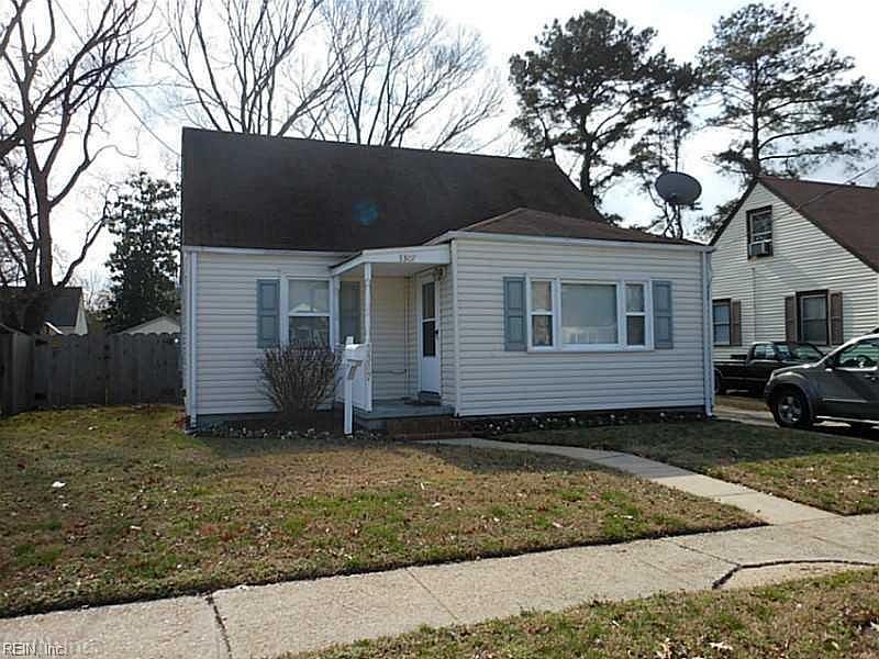 1st image of 3307 Scott St