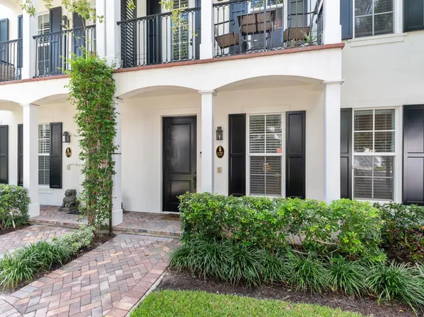 127 Madison Ln, Delray Beach, FL 33444