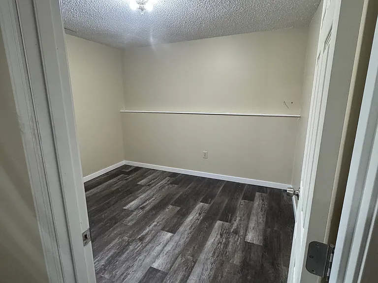 1401 Spartan Ave — Photo 20