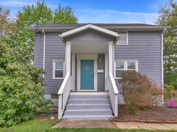 25 Lakeside Ave