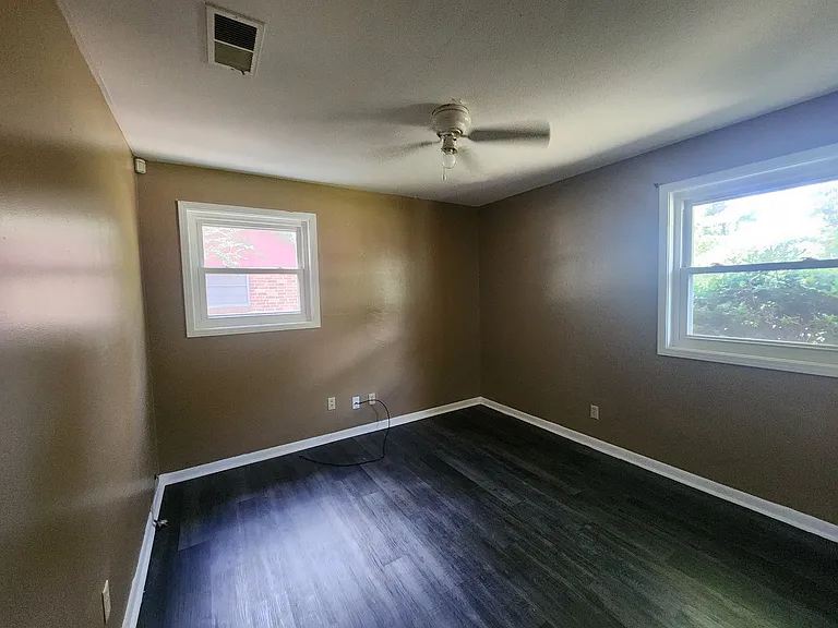 3245 Doyle Ave — Photo 4