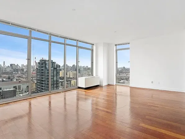 41-17 Crescent St #10L, Long Island City, NY 11101