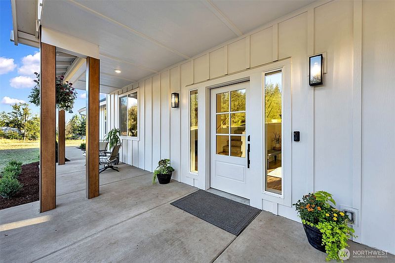 4th image of 24020 NE Alvas Road