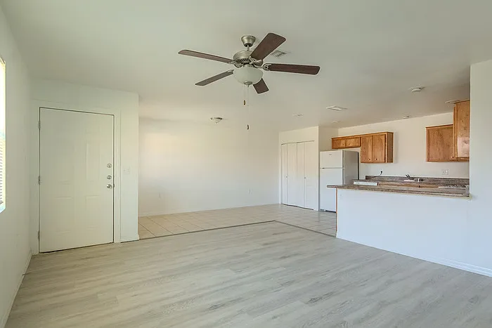2413 Tremont Ave #B3 — Photo 5