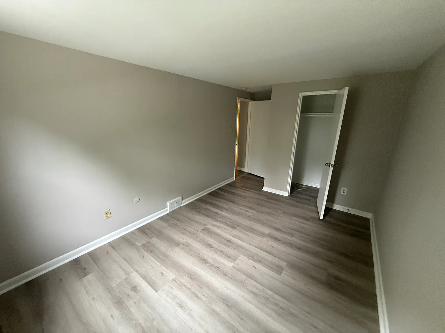 5 Brighton Village Dr — Photo 4