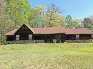 74 Crenshaw Dr, Columbus, MS 39702