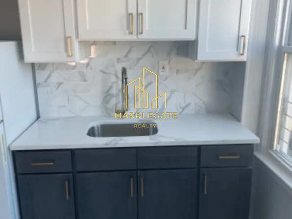 900 Flora St, Elizabeth, NJ