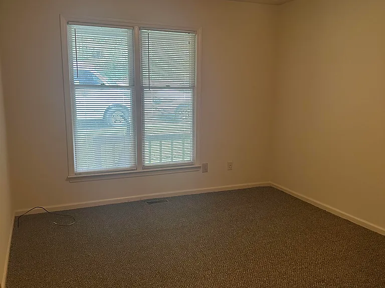 5104 Vann St #A — Photo 8