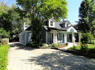 207 Kane St, Geneva, IL 60134