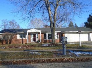 1111 S Clinton St, Charlotte, MI 48813