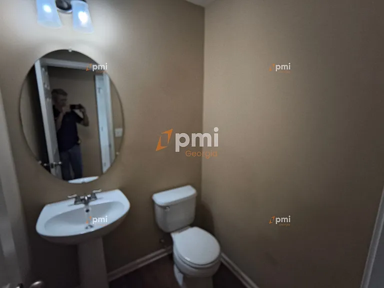 350 Fairmont Way #3 — Photo 11