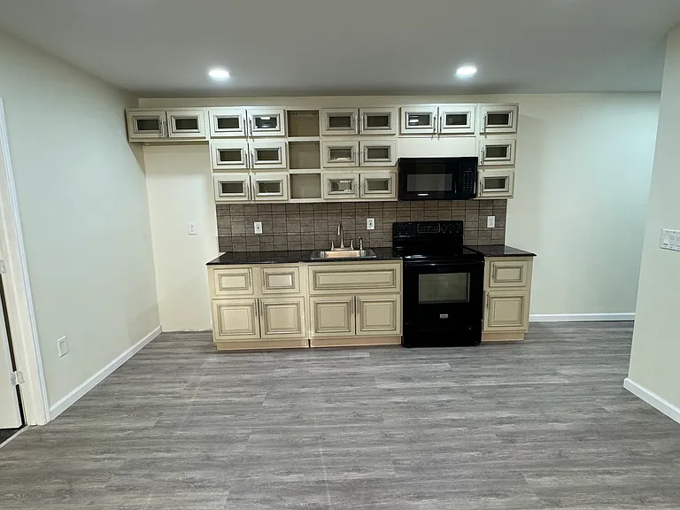 2200 Kunkletown Rd #B — Photo 1