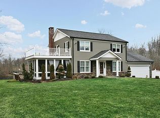 6 Valley Pond Rd, Katonah, NY 10536