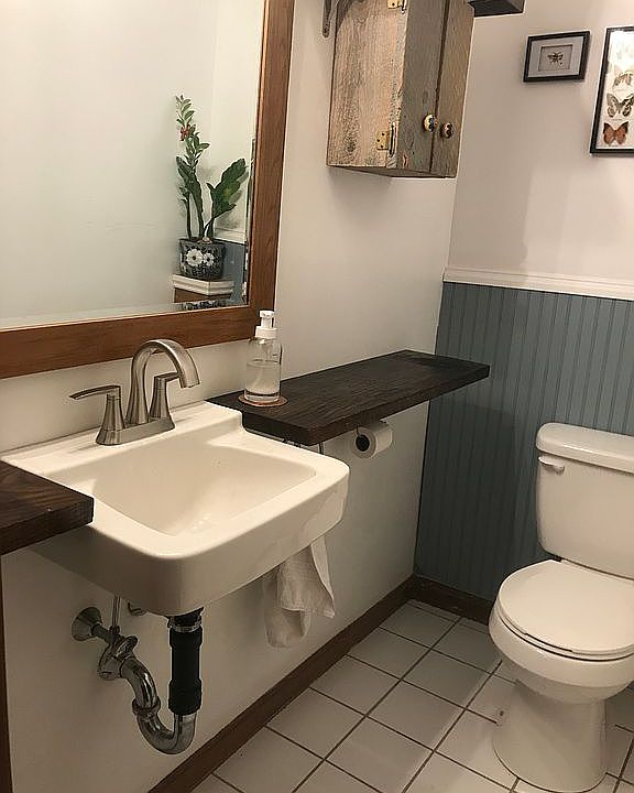 Main level powder room