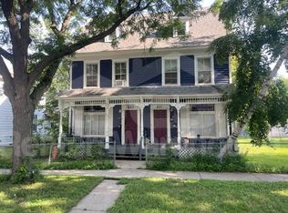 483 Edmund Ave #1, Saint Paul, MN 55103