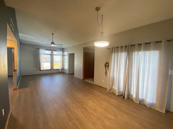 5th image of 2217 Valleyhigh Dr NW