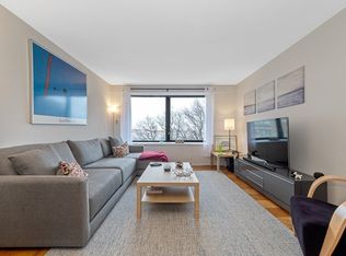 65 E India Row APT 4D, Boston, MA 02110