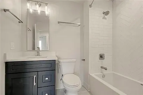 200 W Gregory Blvd #103 — Photo 8