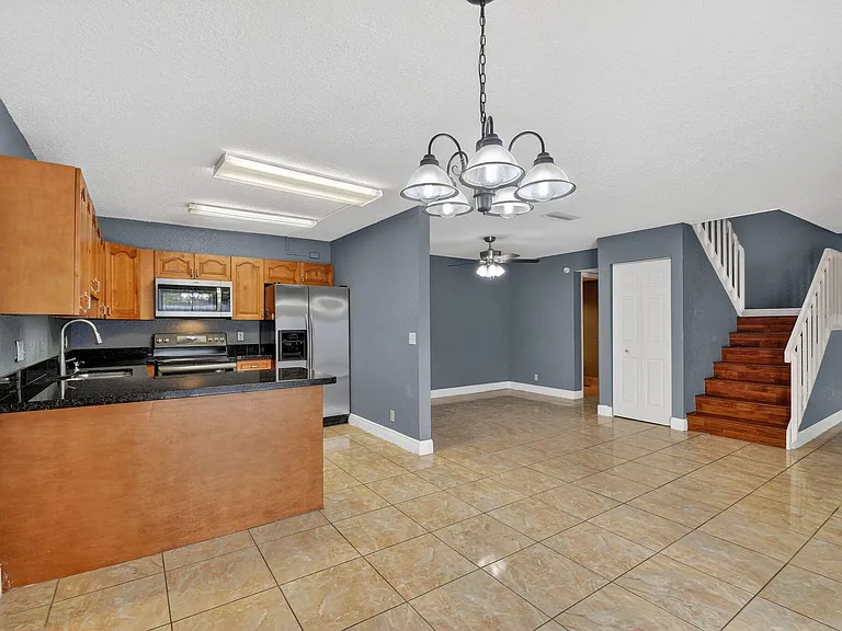 320 Woodland Rd — Photo 12