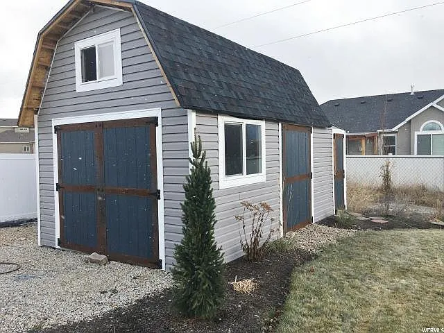1002 S 850 W — Photo 7