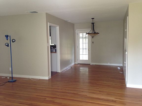 2nd image of 3621 E Country Club Ln