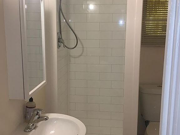 4th image of 614 E 15th Ave APT A