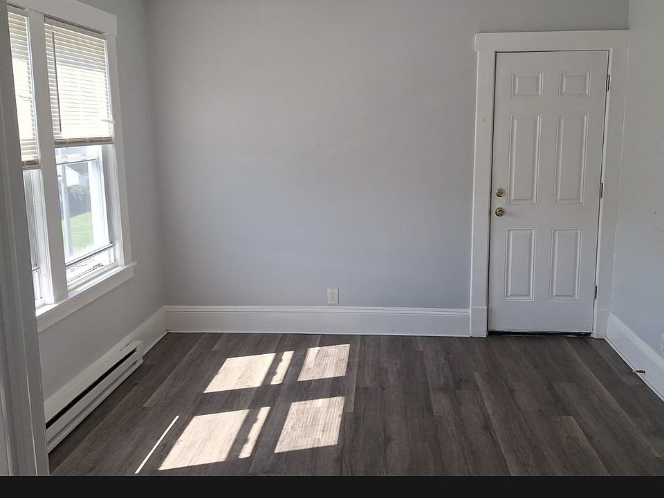 1st image of 49 Highland Ave APT 3R
