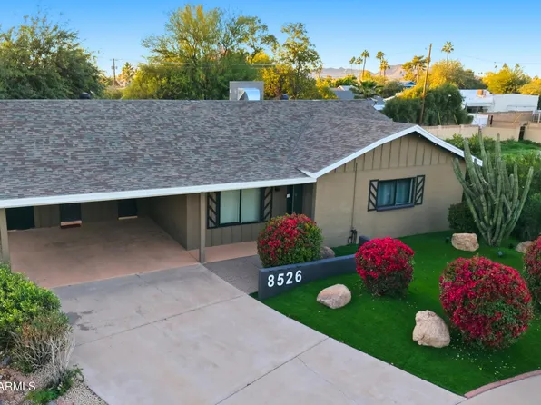 8526 E WHITTON Avenue, Scottsdale, AZ 85251