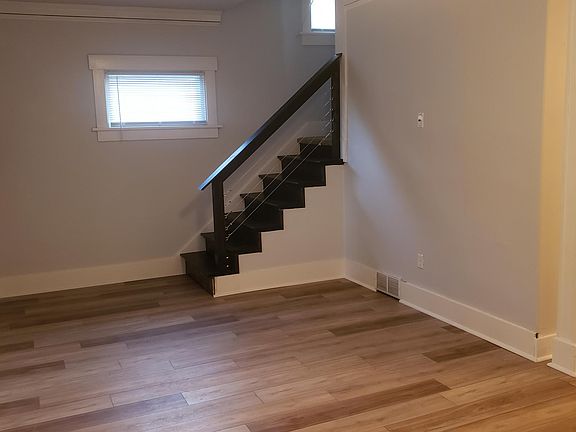 3rd image of 4412 Mayberry St