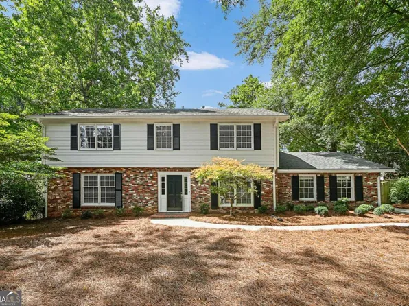 4696 Devonshire Rd, Dunwoody, GA 30338