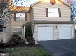 218 Sparrow Rd, Hummelstown, PA 17036
