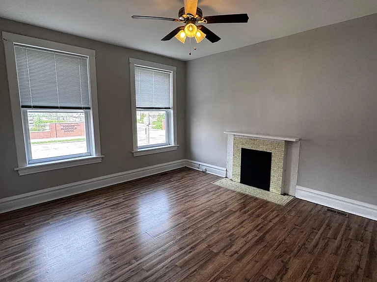 4320 Chouteau Ave #1F — Photo 4