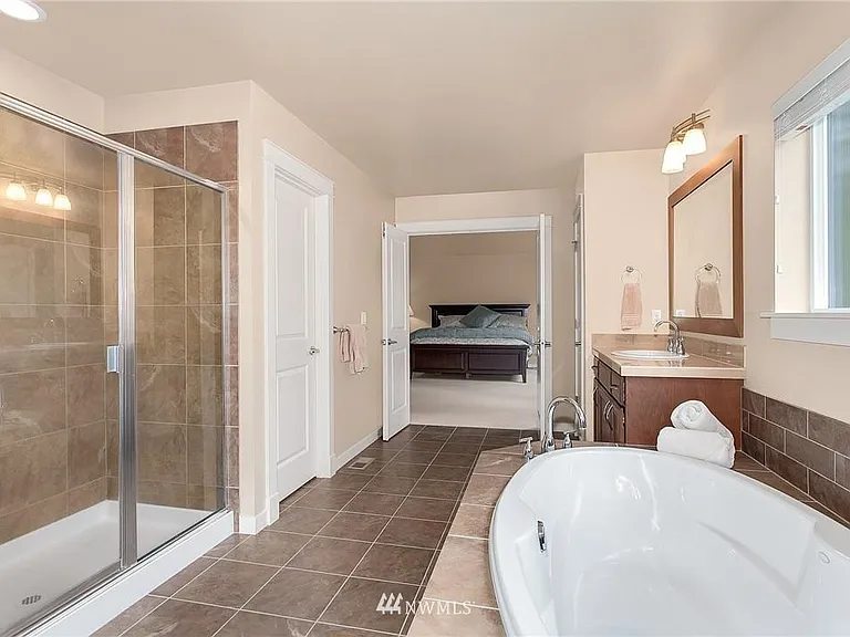 342 218th Pl SE — Photo 22
