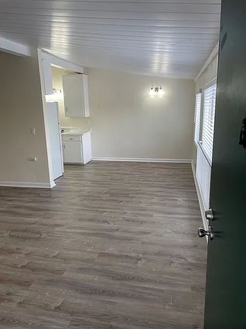 2 bed, $1,990 — Photo 3