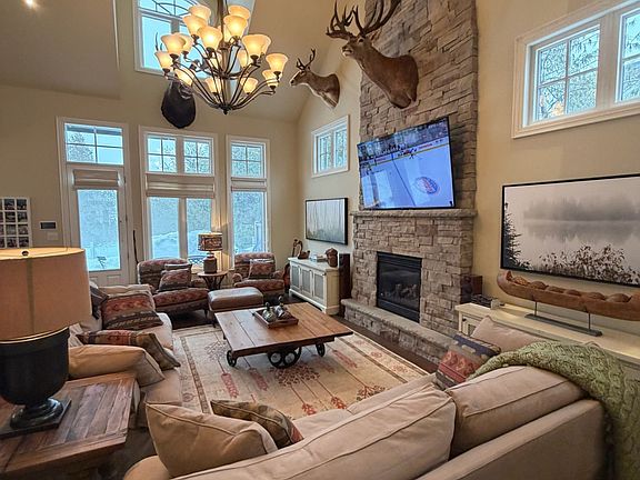 2nd image of 1214 Hamilton Rd #7