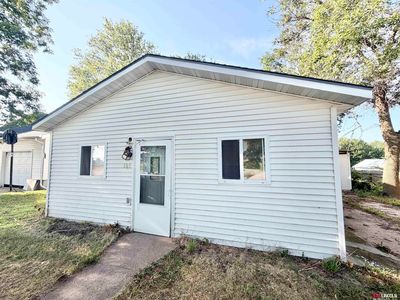 105 W Saline St, Blue Hill, NE, 68930