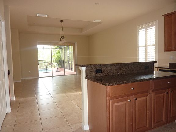 4th image of 21397 Velino Ln