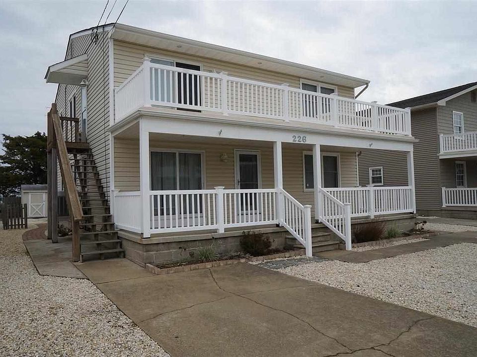 1st image of 226 58th St #1