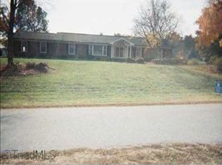 3515 Brookfield Dr, Greensboro, NC 27410