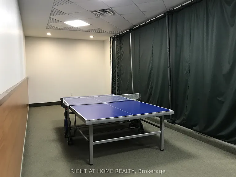 35 Viking Ln #532 — Photo 18