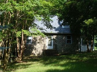 3226 Walnut Dr, Annapolis, MD 21403