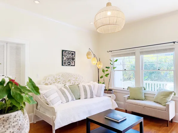 302 E Arrellaga St, Santa Barbara, CA 93101