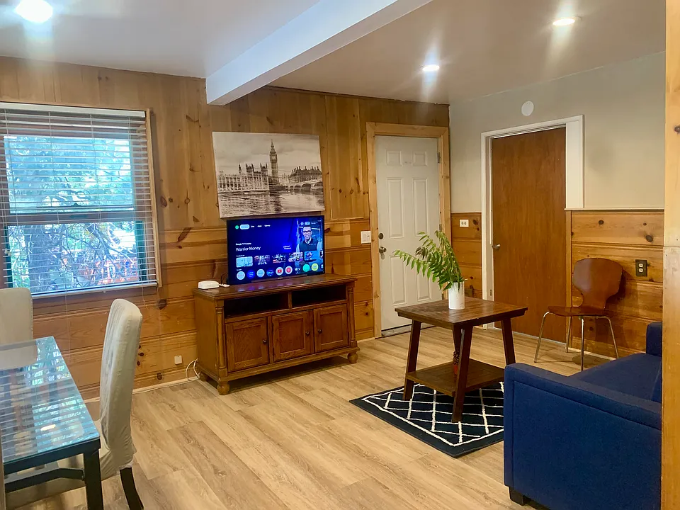 Photo of 39283 Peak Ln, Big Bear Lake, CA 92315
