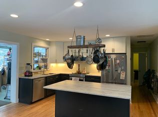 1434 Kenwood Ln, Charlottesville, VA