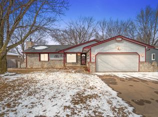 717 N Erin Ln, Mulvane, KS 67110