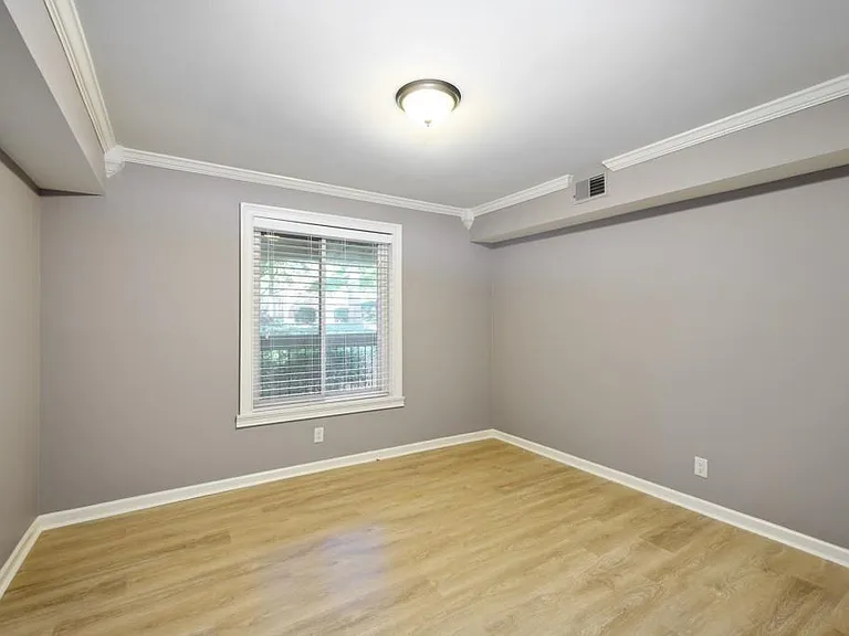 558 Emory Oaks Way — Photo 11