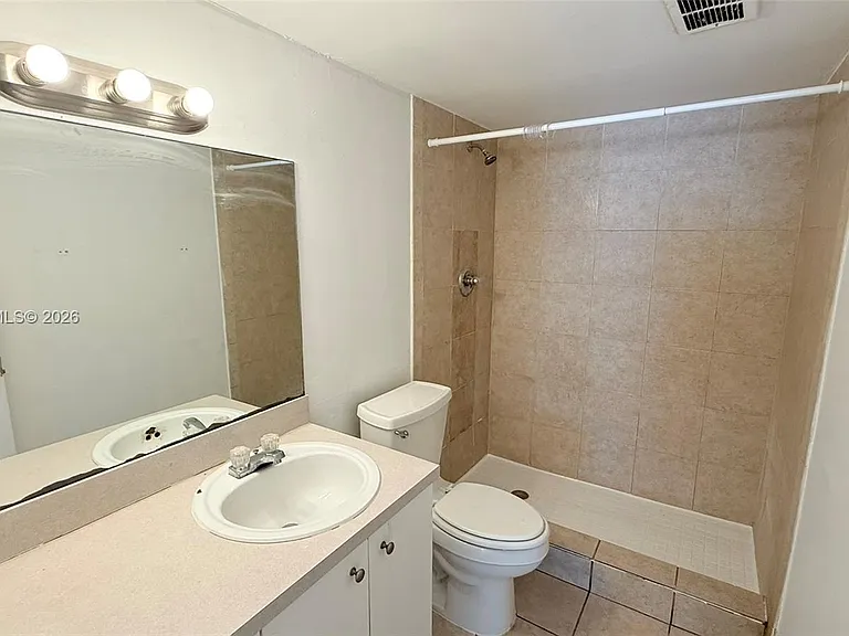 415 Executive Center Dr #203 — Photo 7