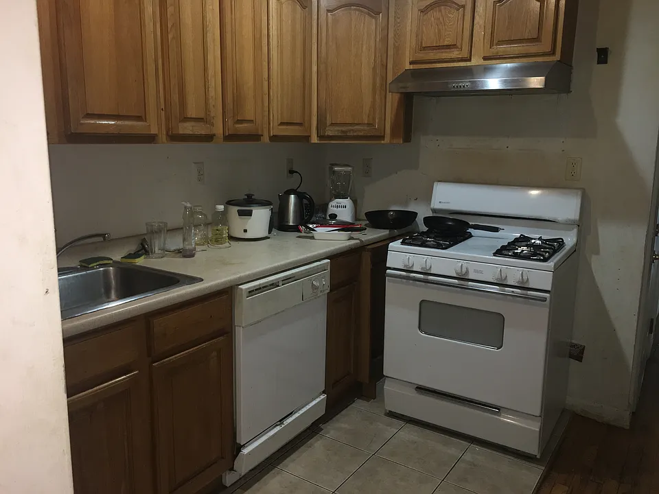 110 Webster Ave